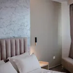 Отель Elba Luxury Дуррес