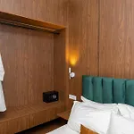 Отель Elba Luxury