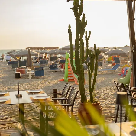 Elba Luxury دراس