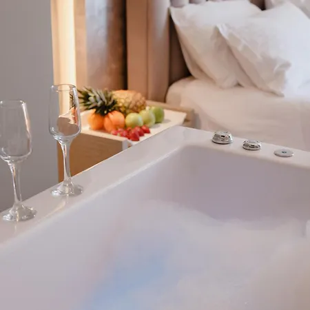 Elba Luxury Дуррес