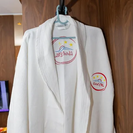 Hotell Elba Luxury 4*