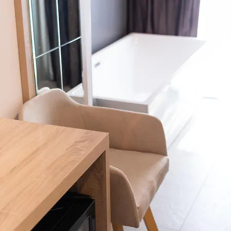 Elba Luxury Hotell Durrës